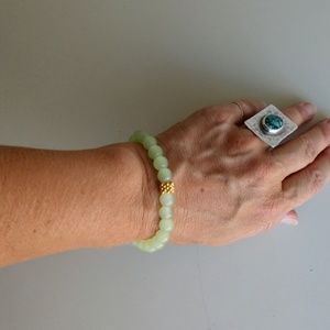 Faux jade bracelet elastic